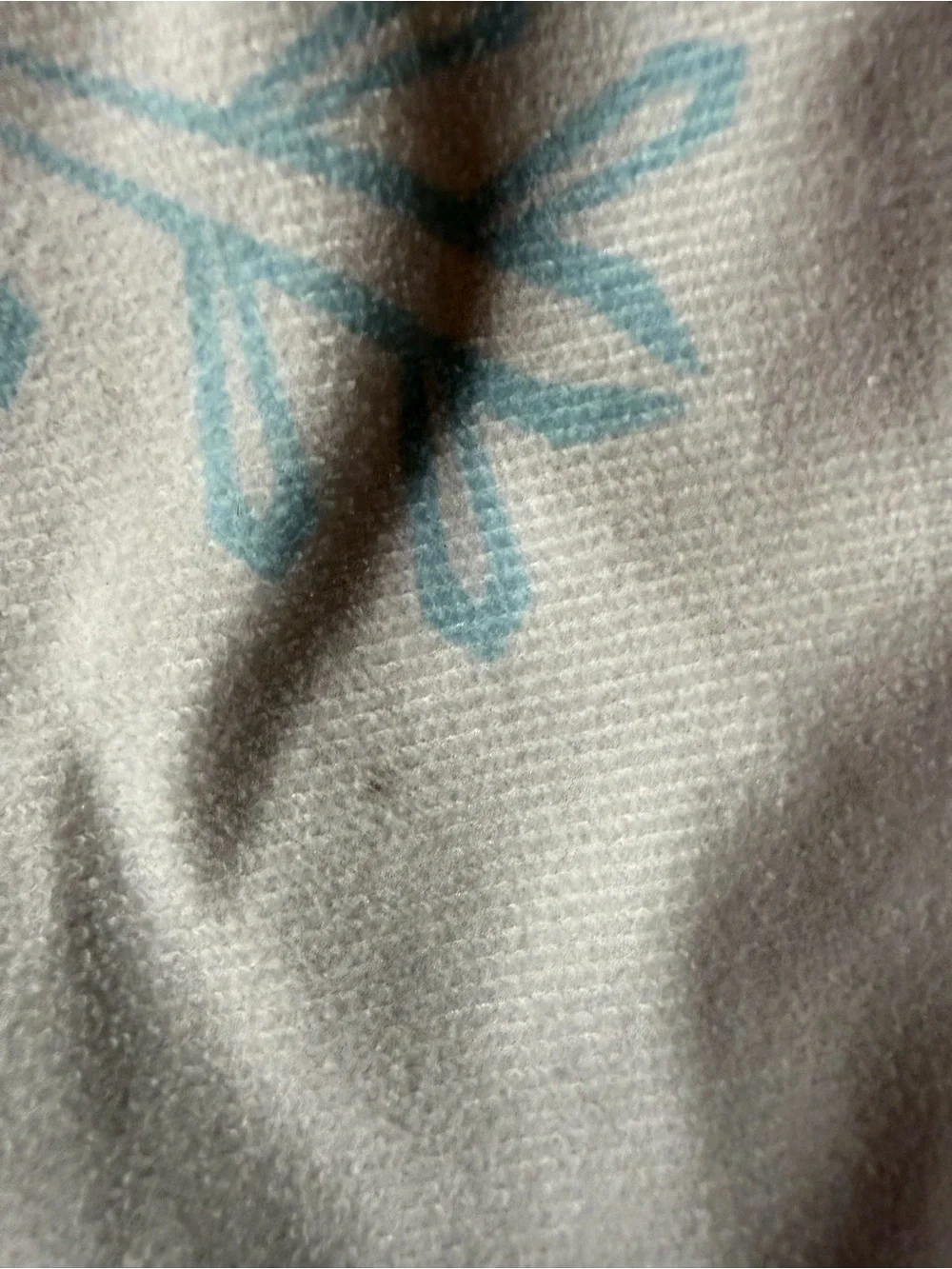 (Sale $5) 4pc blue & white Snowflake Print Pillow covers